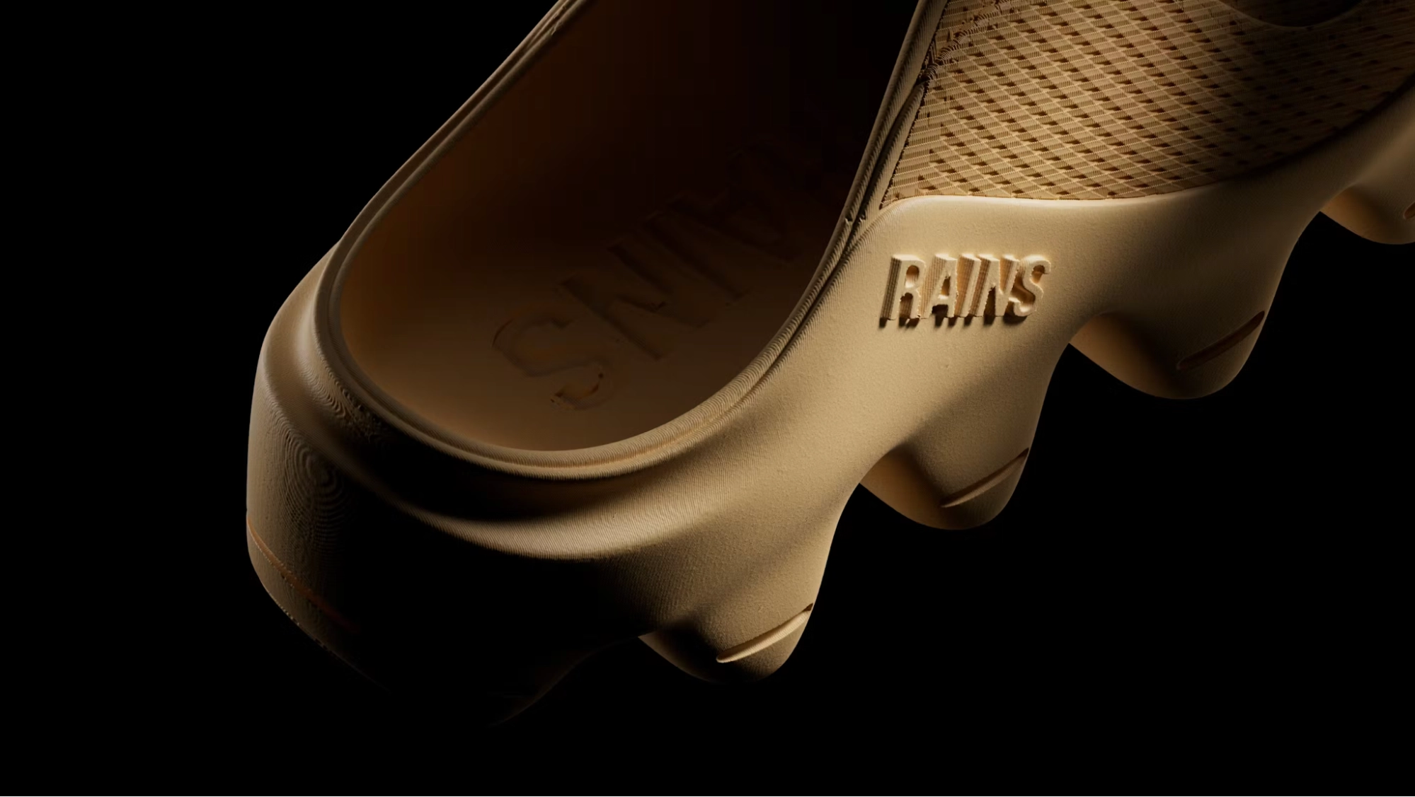 Rains and Zellerfeld Unveil Innovative 3D Printed Mules: A Bold Step Forward