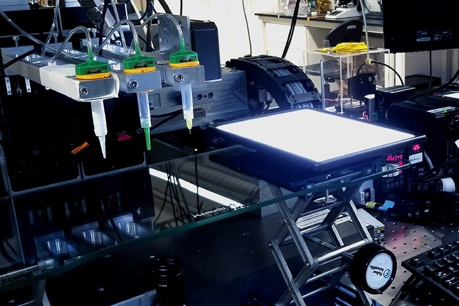 Revolutionary Adaptive 3D Printing System Can Handle and Assemble Living Organisms