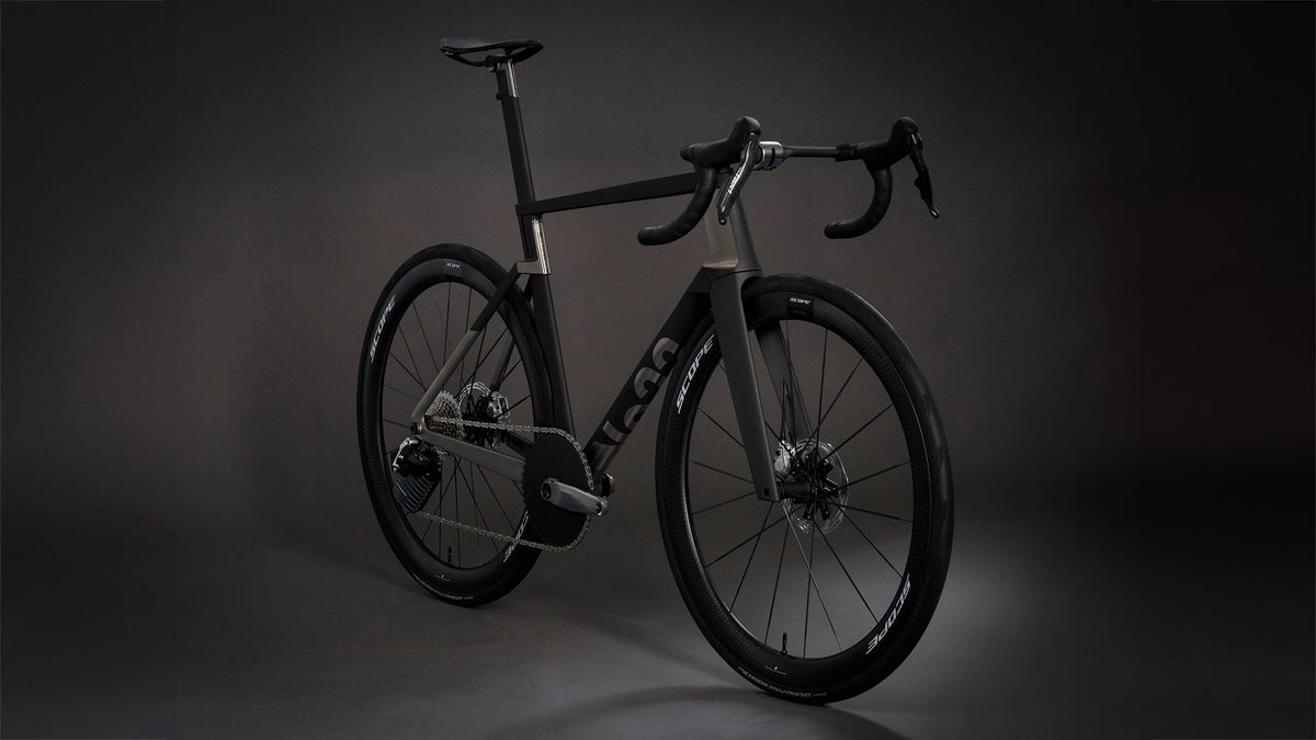 No. 22 Unveils the Reactor Aero: Pioneering Titanium Triumph with Breakthrough 3D Printing Technology in Cycling