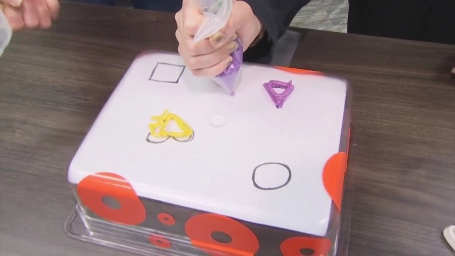 Creating Sweet Masterpieces: Exploring 3D Printing with Icing through COSI
