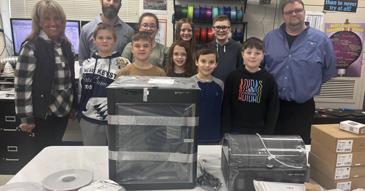 United Receives Generous 3D Printer Donation to Enhance Elementary STEM Program