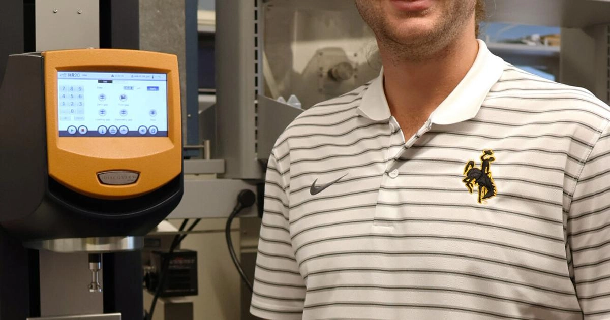 UW Professor Secures Grant to Innovate Soft 3D Printed Materials