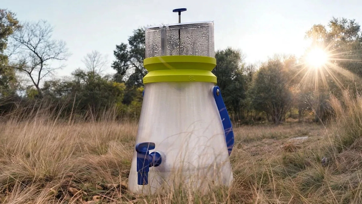 Transforming Air into Water: The Portable 3D-Printed Device That Provides Daily Drinking Water for a Family of Four